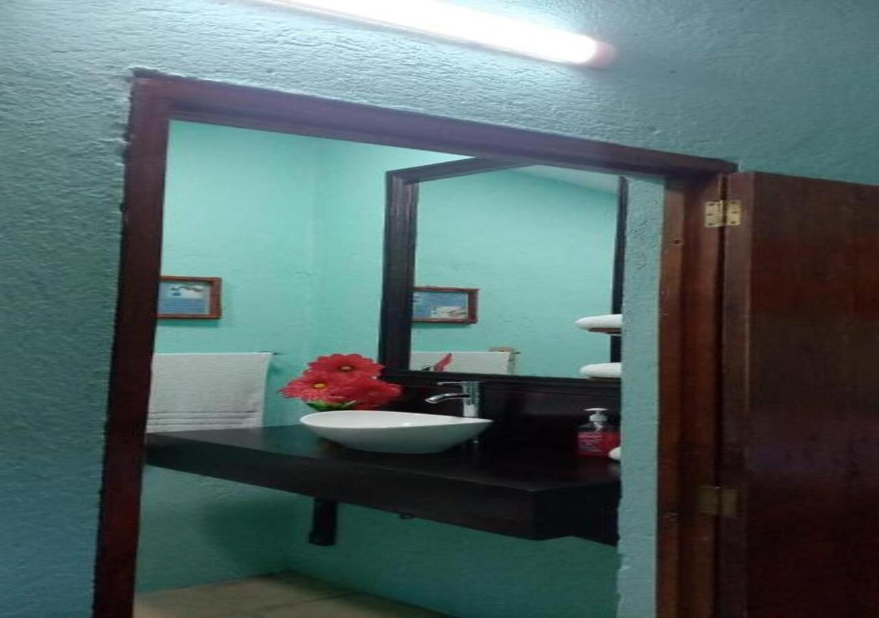 Hotel El Maltese Ґранада Номер фото