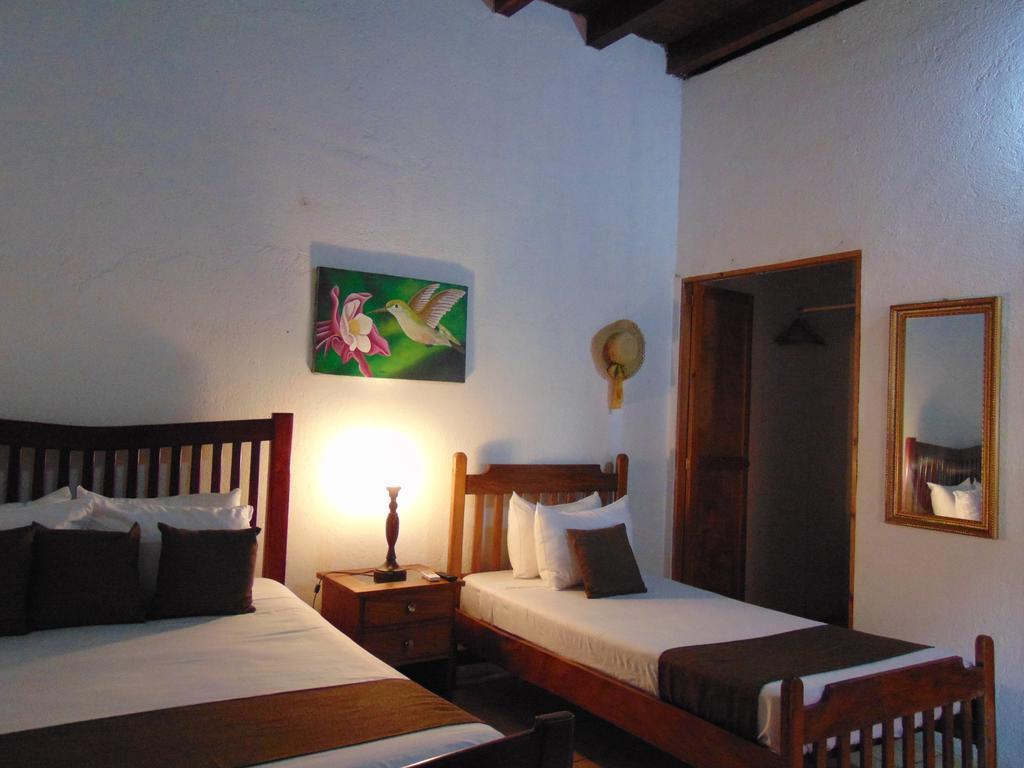 Hotel El Maltese Ґранада Екстер'єр фото