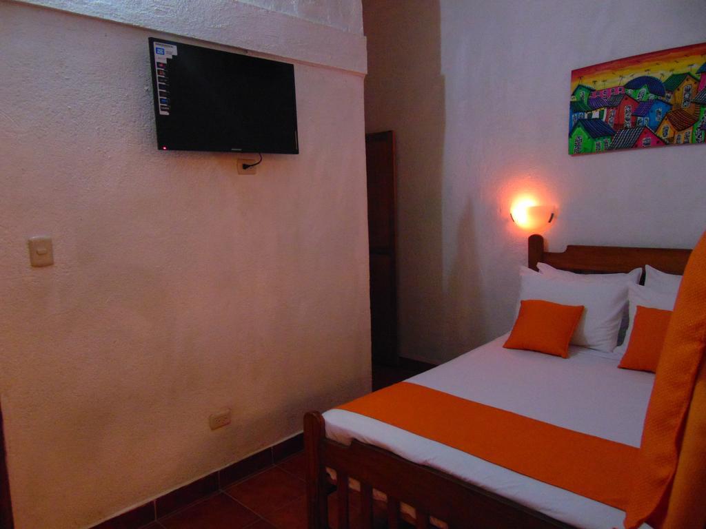 Hotel El Maltese Ґранада Екстер'єр фото